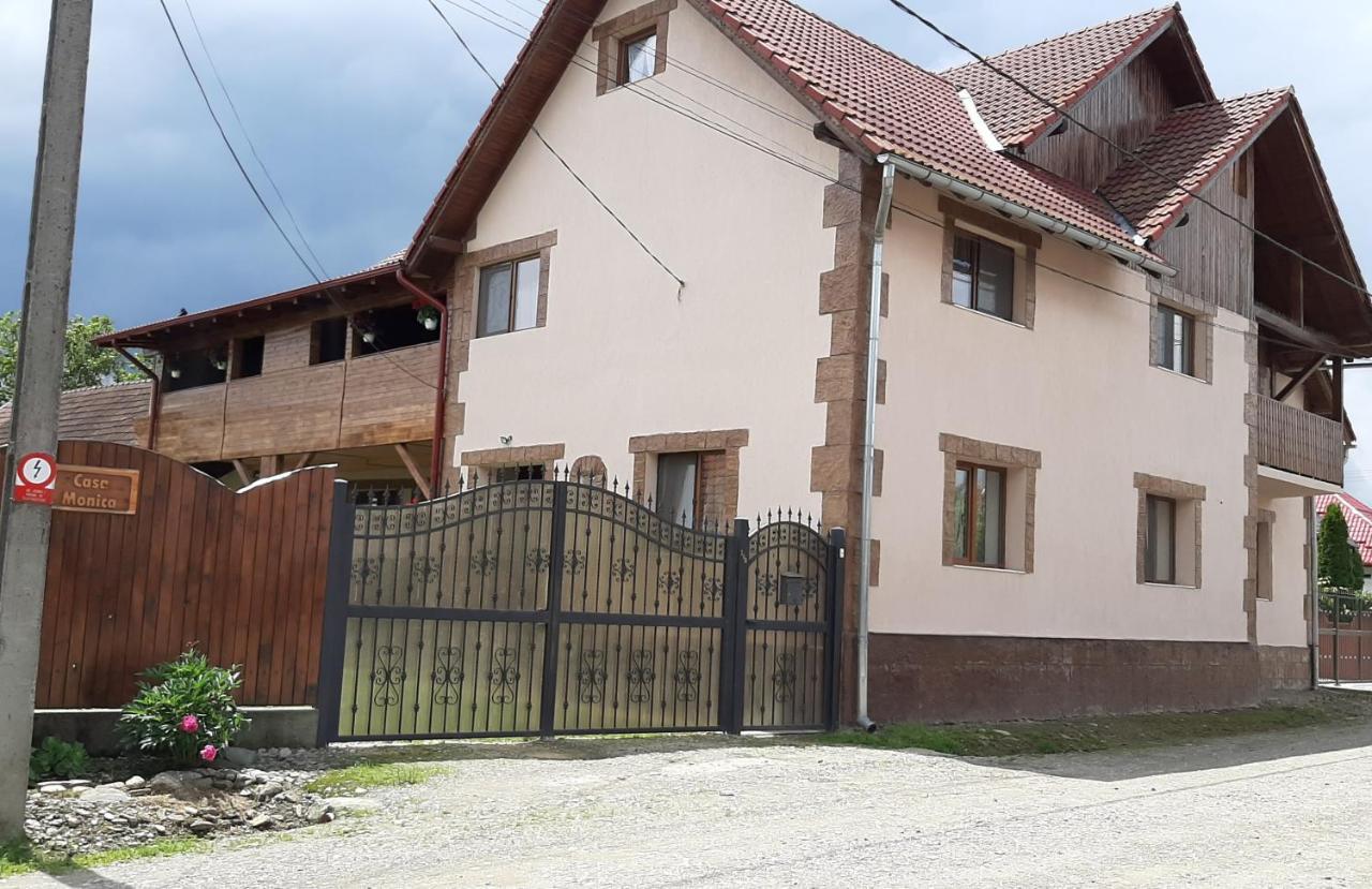 Affittacamere Casa Monica Dragus Esterno foto