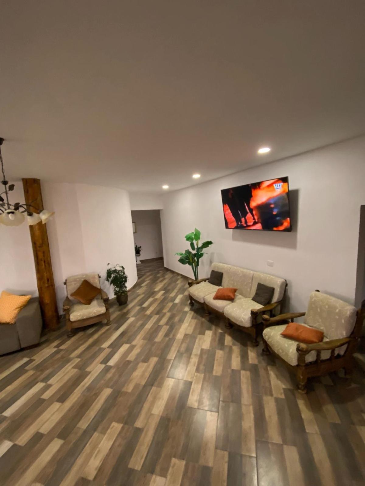 Affittacamere Casa Monica Dragus Esterno foto